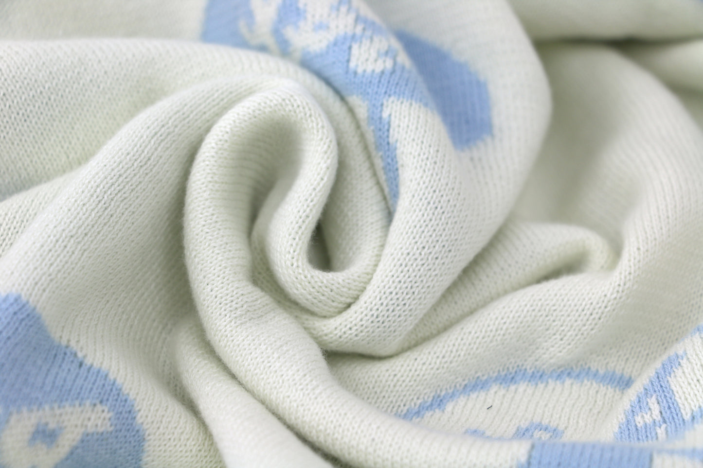 100% Cotton Luxury Double-Face Jacquard Knitted Blanket  (Blue & Cream)