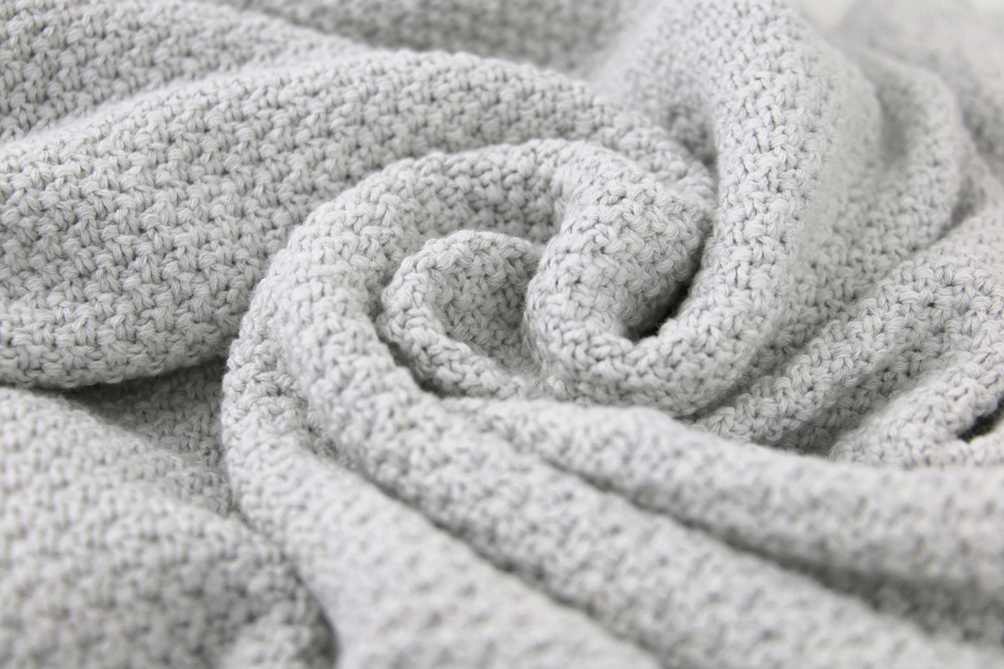 100% Cotton Premium Knitted Throw/Blanket (Graceful Gray)