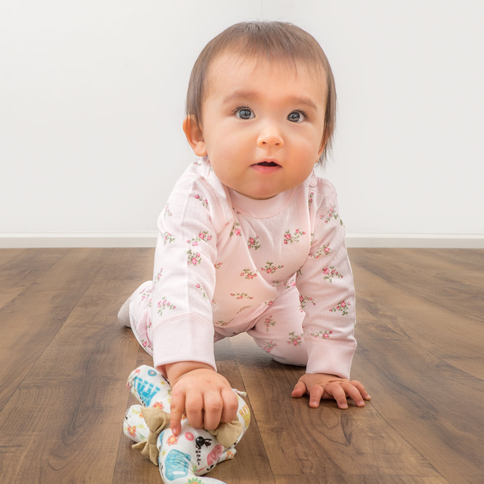 long-sleeve onesie with mitten cuffs - baby girl (08)